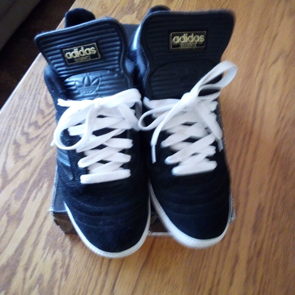 Adidas Dennis Busenitz Pro Model - Picture 3 of 3